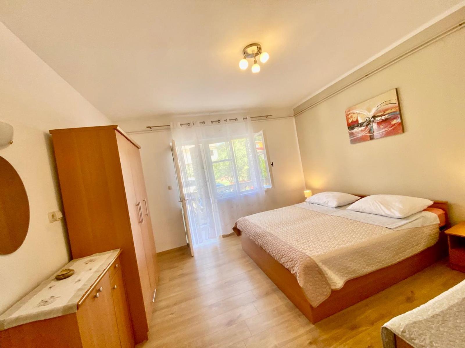 Apartmani Franciska ラブ エクステリア 写真