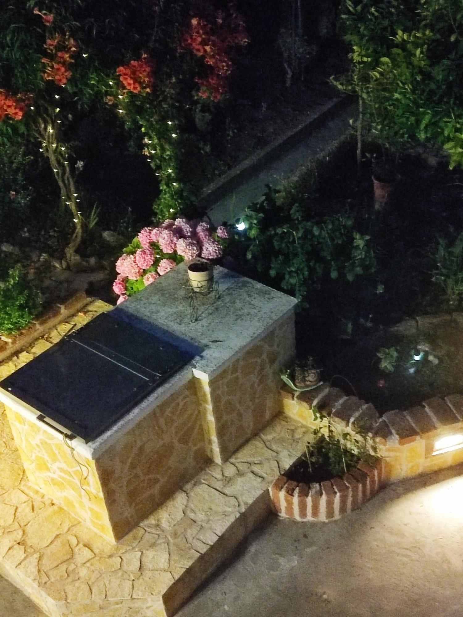 Apartmani Franciska ラブ エクステリア 写真