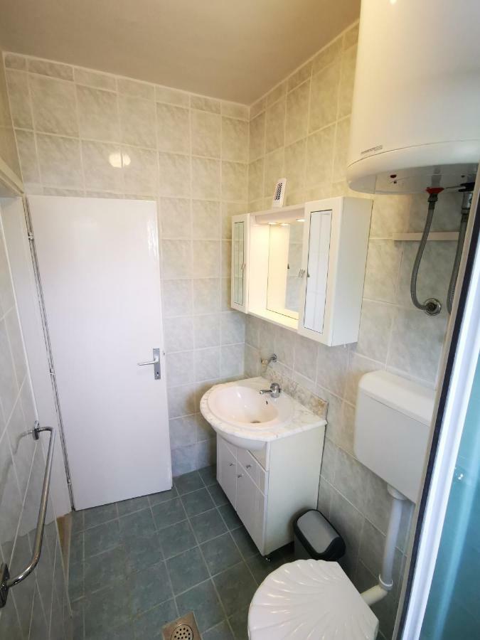 Apartmani Franciska ラブ エクステリア 写真