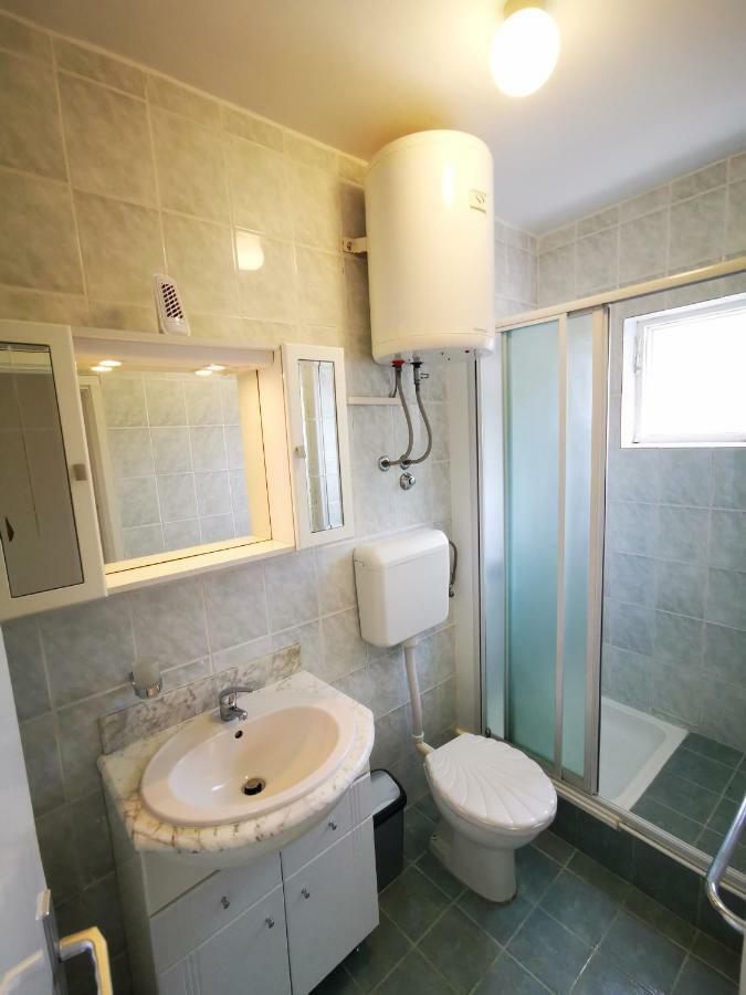 Apartmani Franciska ラブ エクステリア 写真